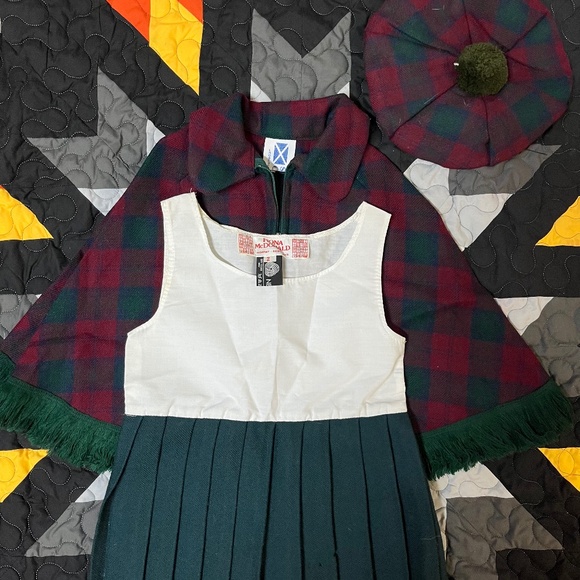 Vintage Scottish clan wear - Picture 1 of 5